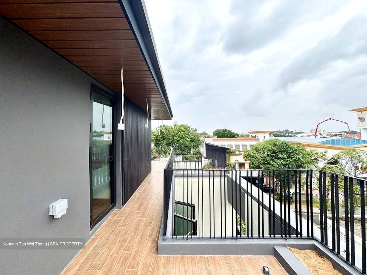 Palm Road (D15), Semi-Detached #523689401